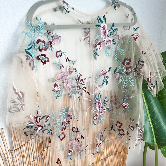 Gorgeous Embroidered Mesh Top - Picture 6 of 6